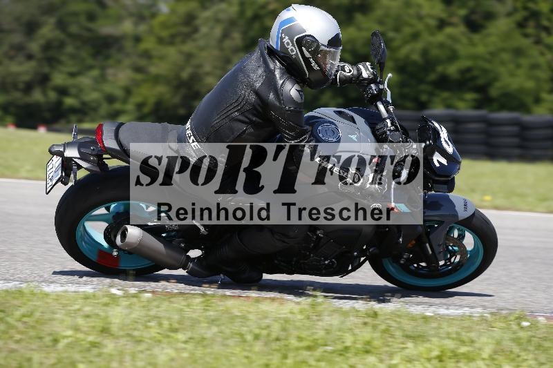 /Archiv-2024/29 12.06.2024 MOTO.CH Track Day ADR/Gruppe gelb/102